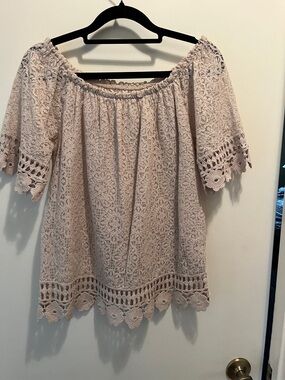 Lace Off-Shoulder Women's Top in Taupe
one size